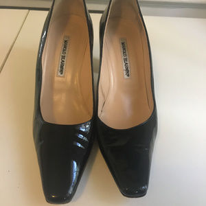 Manolo Blahnik Black Patent Leather Pumps